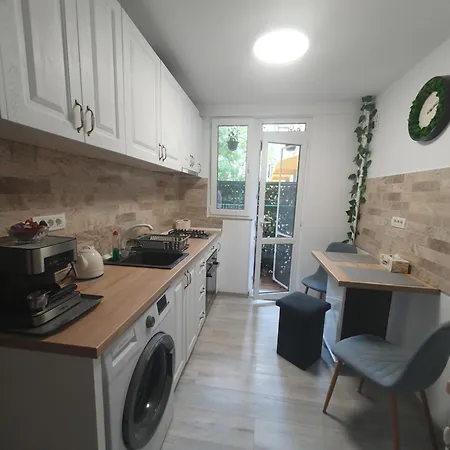 Zeuss Apartmán *